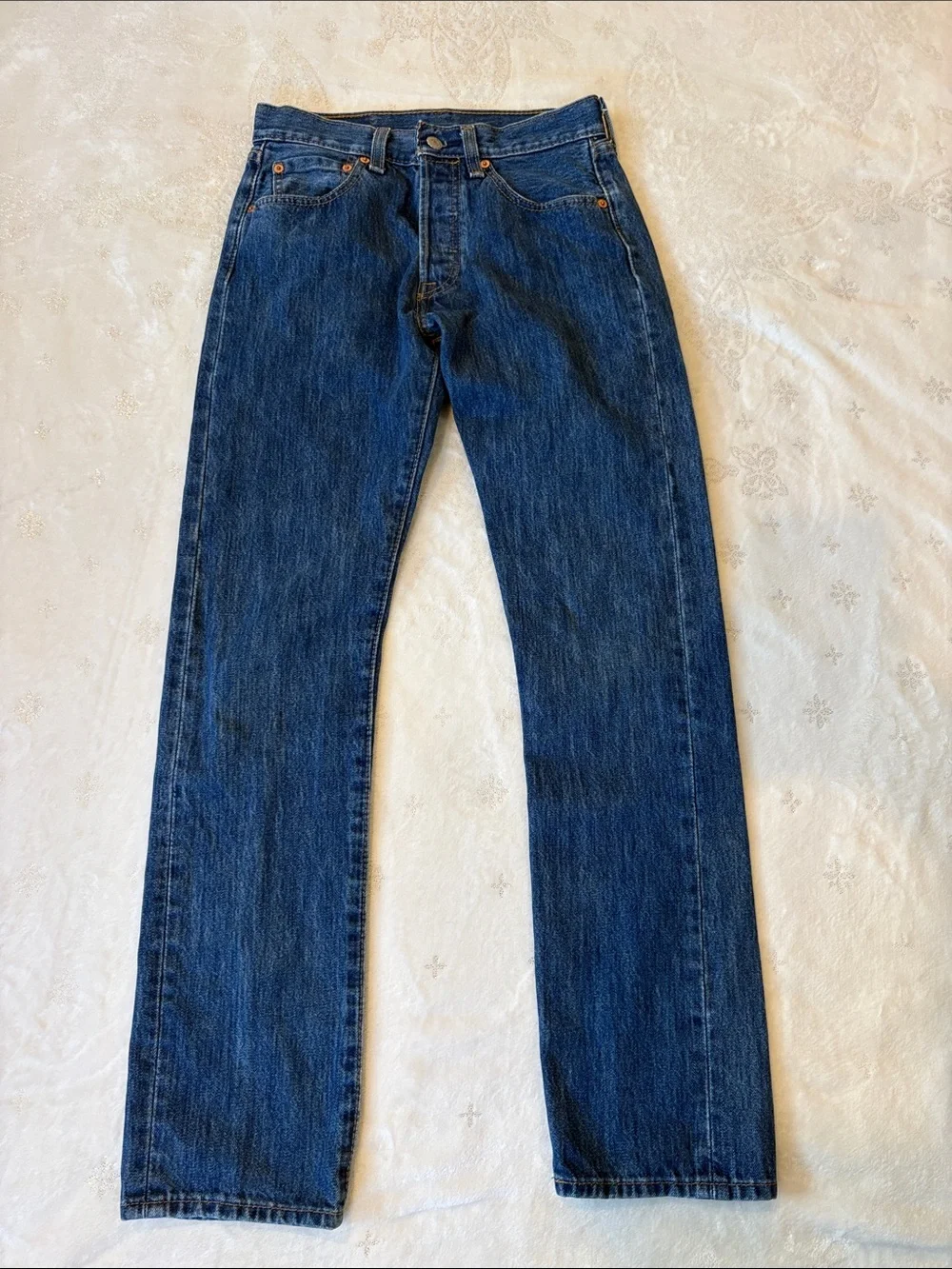 Classic 501 Levi's Men's Straight Jeans - Deep Blue Denim 100% Cotton    28X32